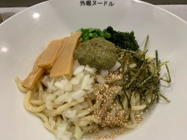 「あおさ香る濃厚牡蠣まぜそば」@外堀ヌードルの写真