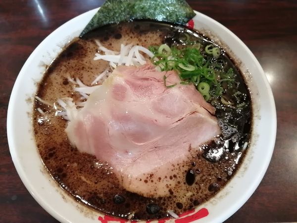 「らーめん(820)」@なんつッ亭 参 川崎店の写真