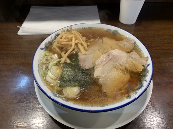 「山形煮干中華そば（750円）＋無料トッピング・メンマ」@濃厚中華そば スタミナ軒の写真