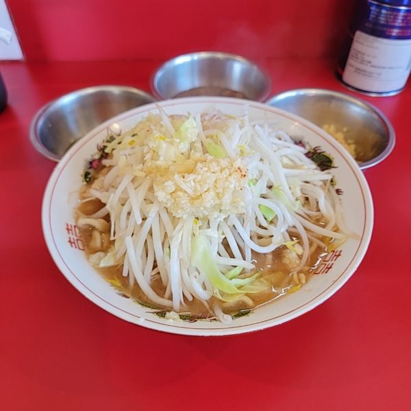 「ミニラーメンショウガ生卵ニンニクアブラ」@ラーメン英二の写真