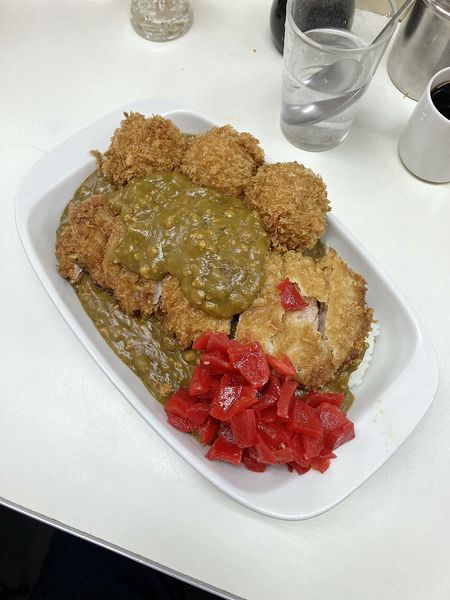 「カツシューマイカレー」@まんてんの写真