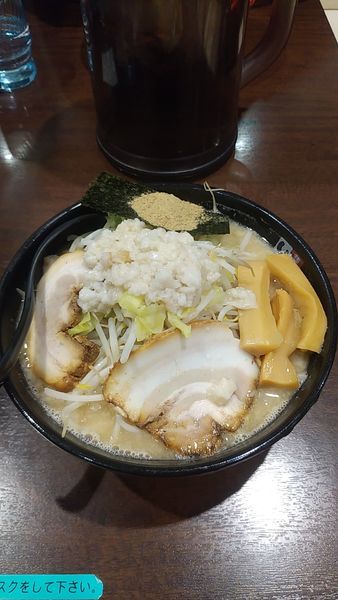「豚骨煮干ﾏｼﾏｼらーめん」@豚系 麺家いろは 秋葉原店の写真
