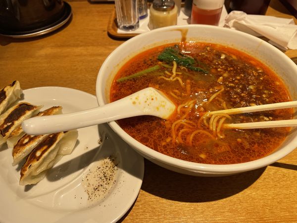 「坦々麺」@ラーメン餃子館 小次郎 池袋店の写真