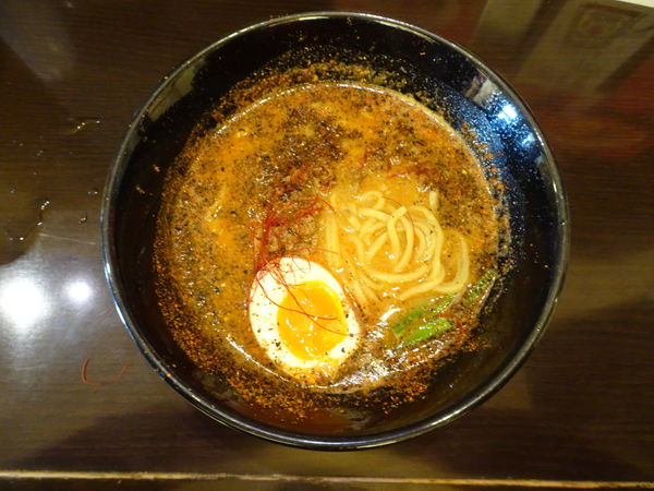 「麻辣担々麺【極(KIWAMI)】」@麺やBar 円の写真