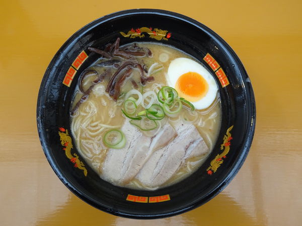 「ばってんラーメン」@三代目釜匠 ばってんラーメンの写真