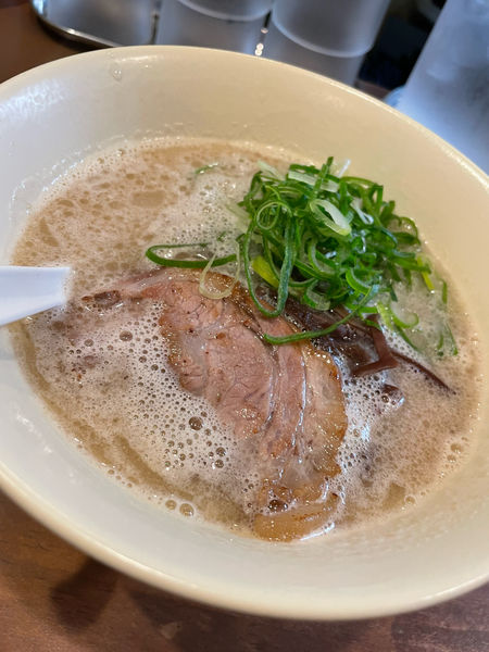 「博多豚骨らーめん」@幸心堂の写真