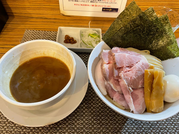 「特製つけ麺（中盛＋豚チャーシュートッピング）」@つけ麺 和の写真