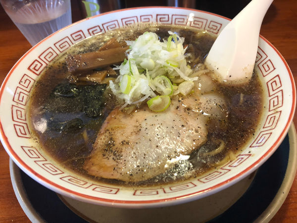 「ブラック醤油」@煮干し中華そば ぶっとび亭の写真