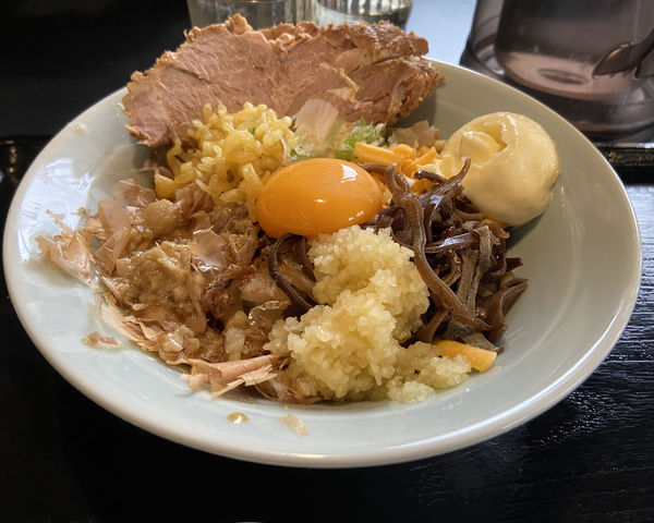 「まぜそば（小）」@豚鬼族の写真