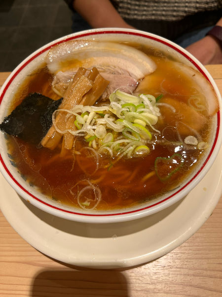 「中華そば 850円」@東京煮干し らーめん 玉 東京駅店の写真