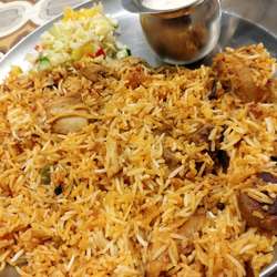 アリーズ キッチンの画像