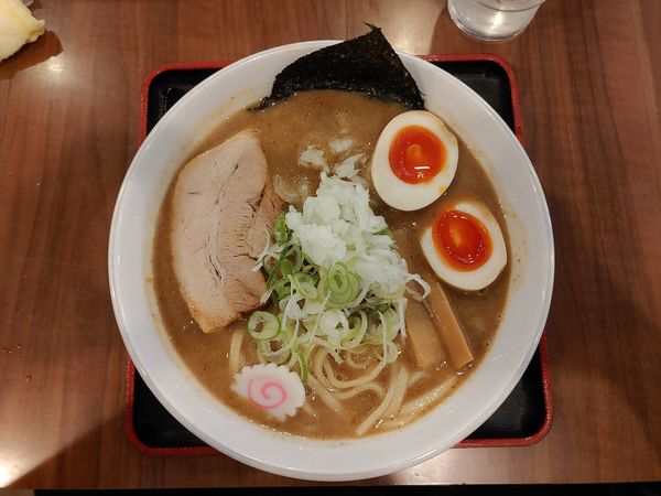 「丸和中華そば　味玉」@つけ麺 丸和 尾頭橋店の写真