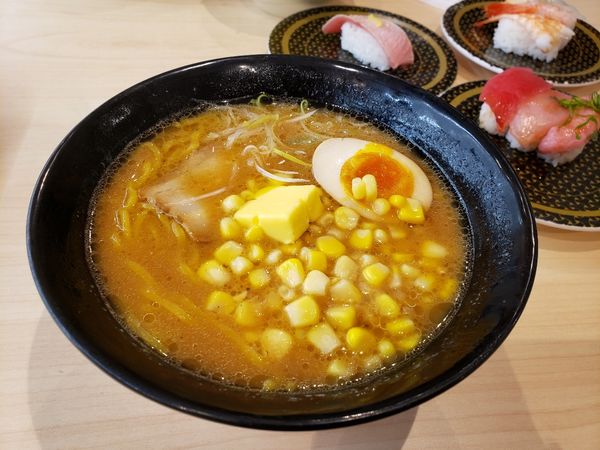 「北海道味噌 バターコーン ラーメン」@はま寿司 横浜上白根店の写真