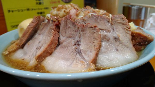 「チャーシュー麺　全部」@ラーメン 盛太郎 神保町店の写真
