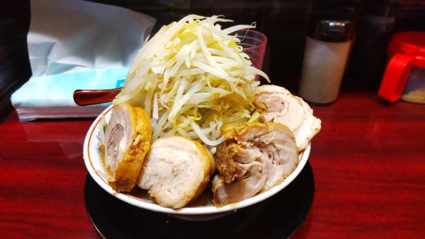 「プチラーメン＋豚２枚追加」@ぶっ豚 明大前店の写真