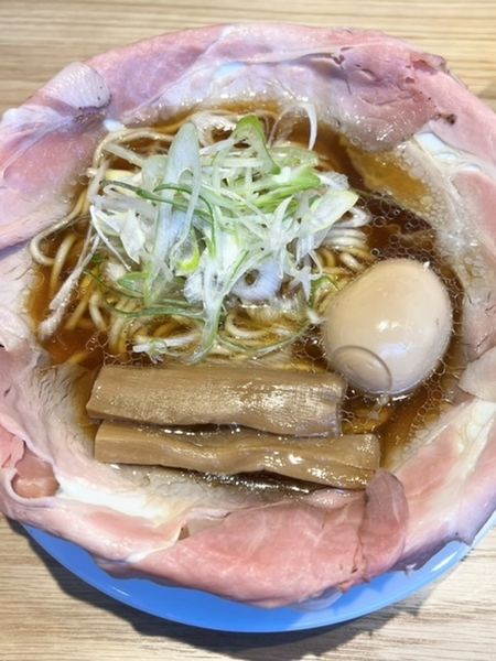 「ピストル➕半熟煮卵」@ラーメン大戦争 神田店の写真