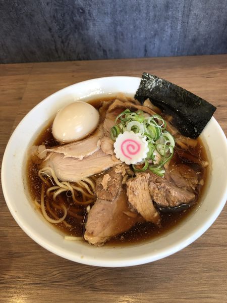 「煮干し中華そば」@煮干拉麺 小烏丸 問屋町店の写真