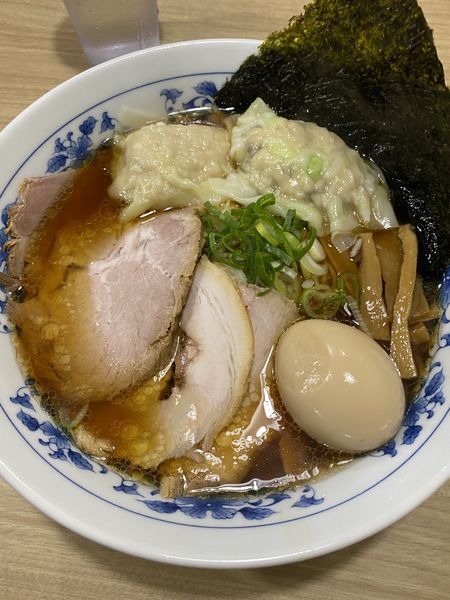 「特製ラーメン」@覆めん 花木の写真