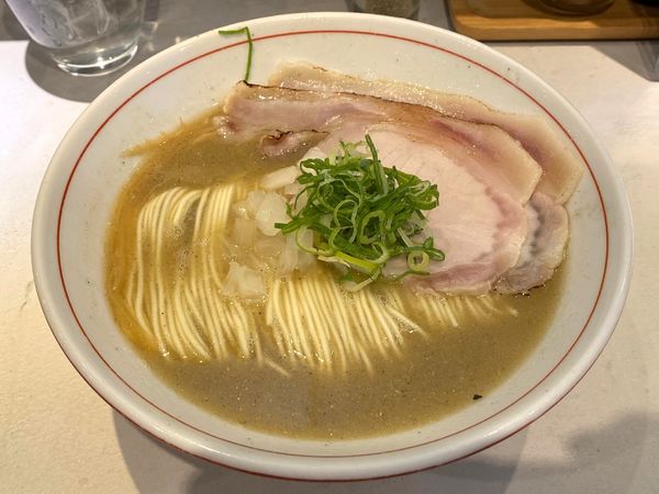 「濃厚煮干しソバ 900円 ※税抜き」@麺 コレキヨの写真