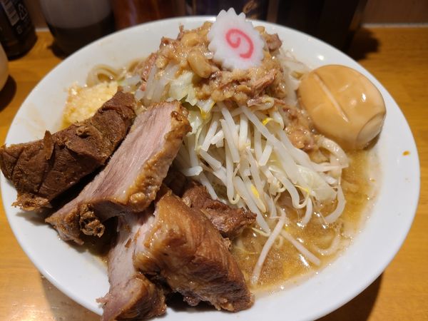 「ラーメン　豚玉」@麺屋 神工の写真