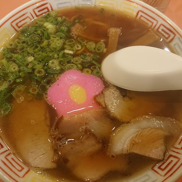 「中華そば650円、早すし100円、おでん(大根卵)各100円」@本家アロチ 丸高 中華そばの写真