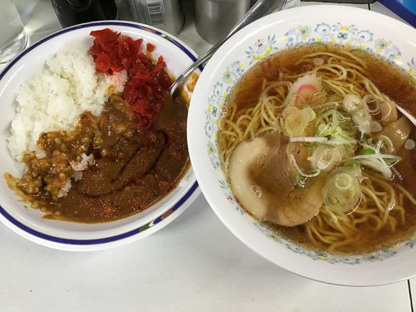 「ワンコインセット(ミニカレー丼＆ラーメン)500円」@百万石の写真