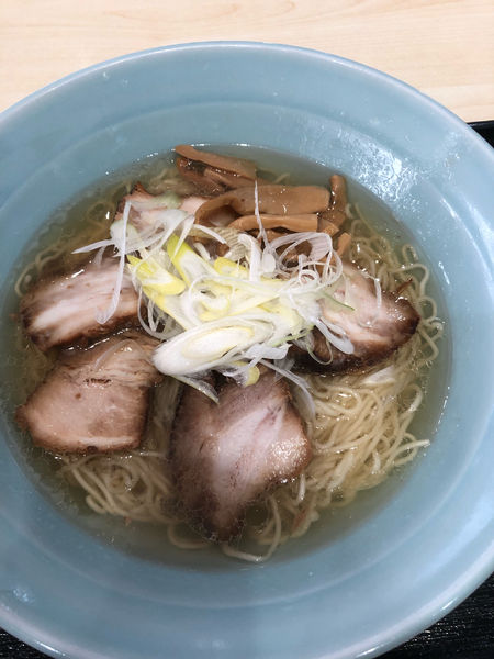 「淡麗塩チャーシュー麺　900円」@麺屋ことぶき ユニモちはら台店の写真