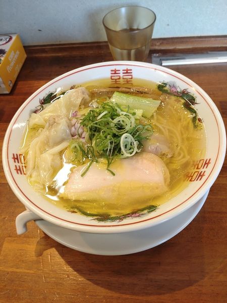 「特選地鶏と豚の塩らーめん大盛」@塩らーめん 千茶屋の写真
