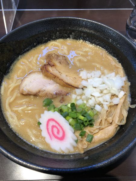 「濃厚中華そば(醤油)830円」@中華そば 輝羅の写真