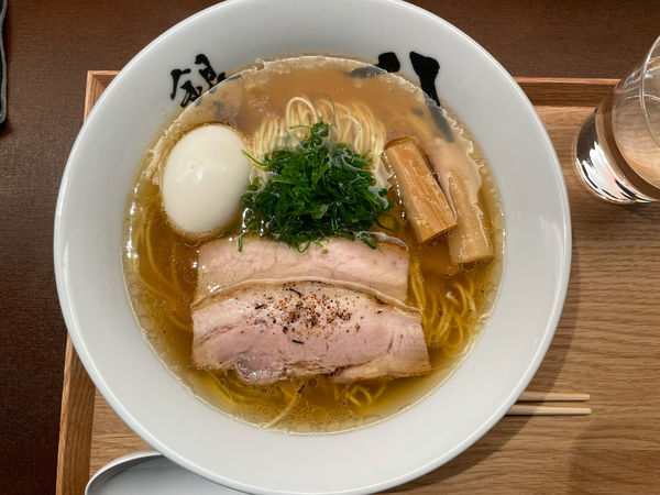 「特製中華そば」@中華そば 銀座 八五の写真