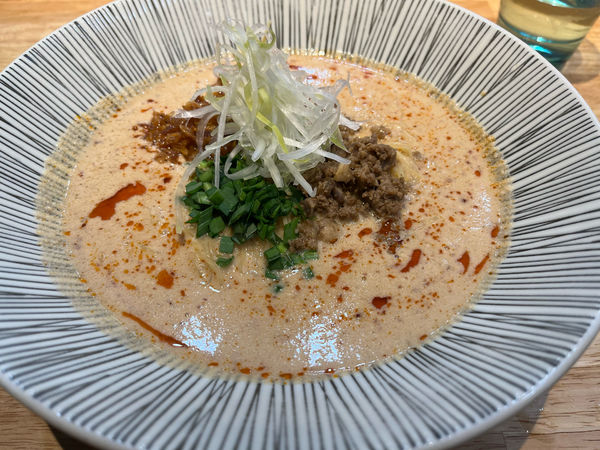 「濃厚海老担々麺」@麺処 一龍の写真