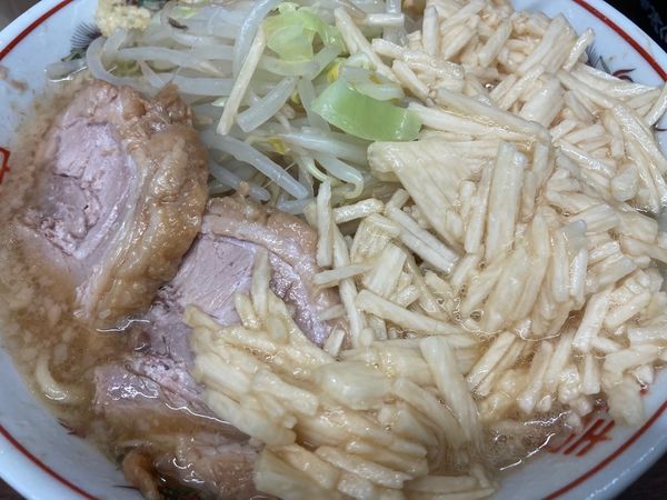 「小ラーメン(豚２枚)＋Ｗトロロ＋ヤサイ少な目＋ニンニク」@ラーメン二郎 横浜関内店の写真