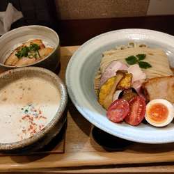 伊勢海老つけ麺特製+チャーシュー丼