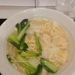 海老ワンタン麺850円