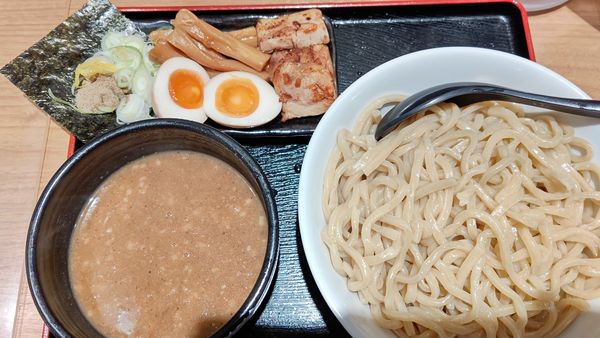 「超濃厚魚介つけ麺スペシャル」@横浜家系ラーメン 春樹 瀬谷店の写真