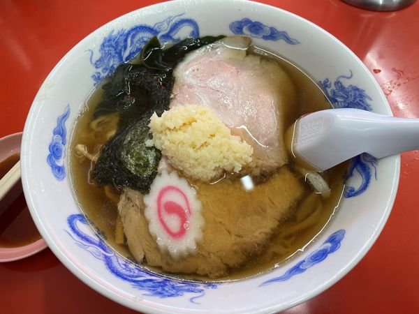 「手打にんにく中華そば」@藤屋の写真