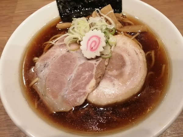 「煮干中華そば¥850」@煮干拉麺 小烏丸 問屋町店の写真