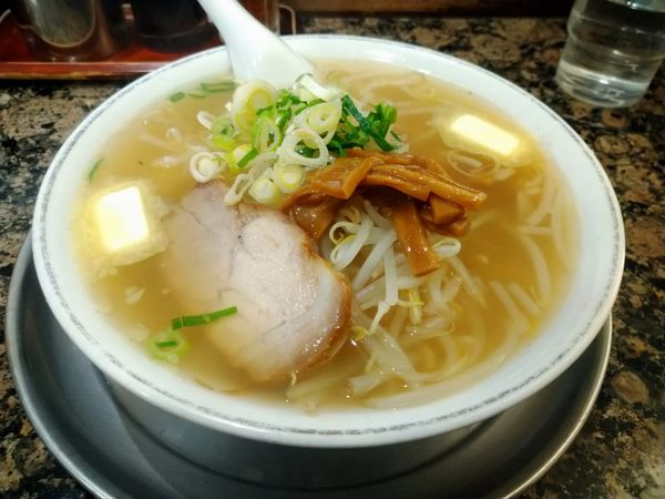 「塩バターラーメン（８１０円）」@熊ちゃんの店 名駅店の写真