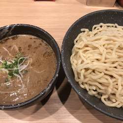 超濃厚魚介つけ麺・大盛り（900＋100円）
