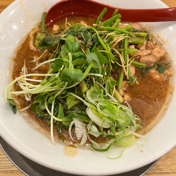 「芹味噌ラーメン」@麺や 七彩 八丁堀店の写真