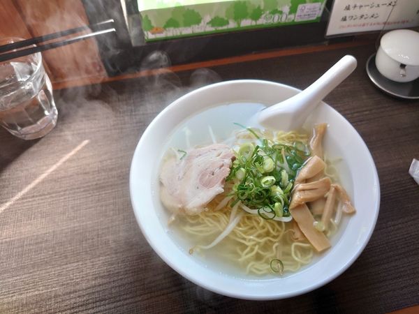 「塩」@ラーメン いこいの写真