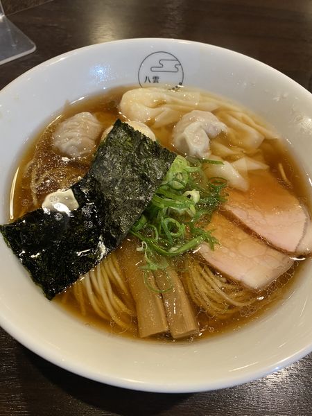 「特製ワンタン麺ハーフ　黒だし」@八雲の写真