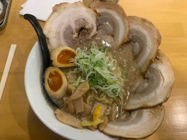 「チャーシュー麺肉増し」@ラーメンのまめぞう 越谷レイクタウン店の写真