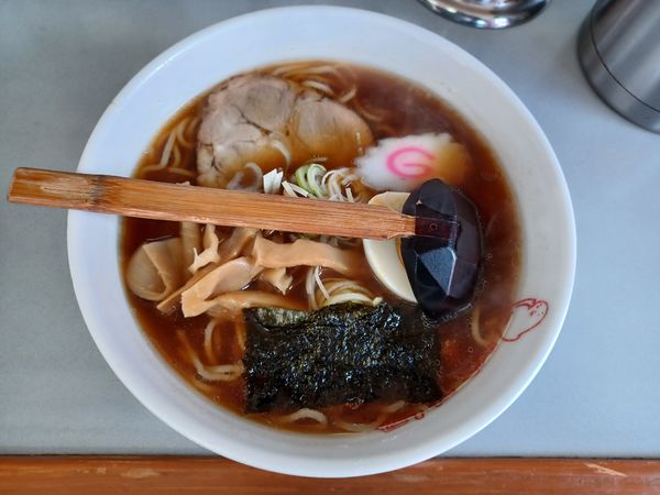 「醤油らーめん」@ハイらーめんデス 宮内店の写真