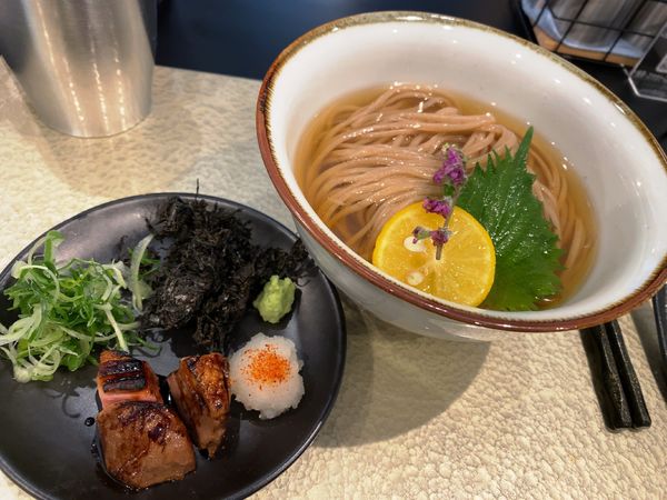 「京小麦と伊吹いりこの冷そば」@麺屋さすけ 本店の写真