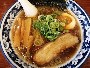 「いつき醤油らーめん(780)+替玉(100)」@麺屋いつきの写真