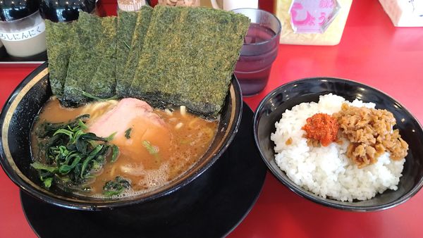 「ラーメン¥750+のり¥100+ライス¥150-」@家系ラーメン 熊田家の写真