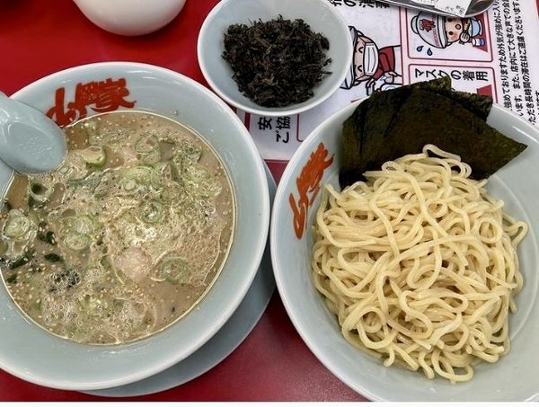 「醤油つけ麺　岩のりトッピング」@ラーメン山岡家 土浦店の写真