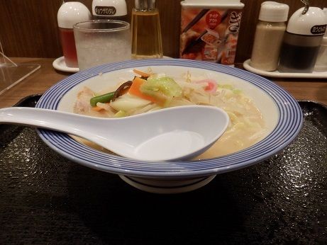 「小さいちゃんぽん」@長崎ちゃんぽん リンガーハット 西新宿店の写真