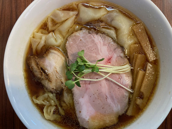 「ワンタン中華そば 950円」@中華そば 陽なたの写真